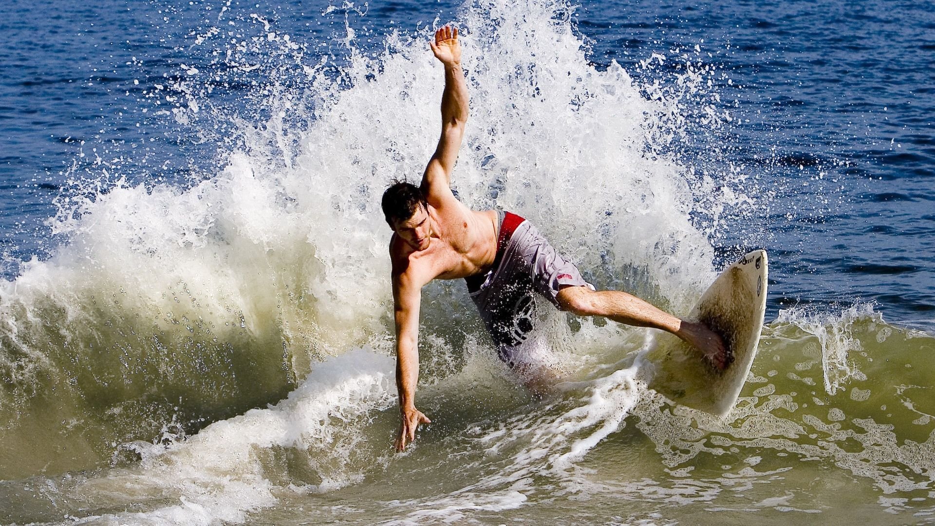 开云电竞-体育市场竞争力分析报告，体育行业竞争格局