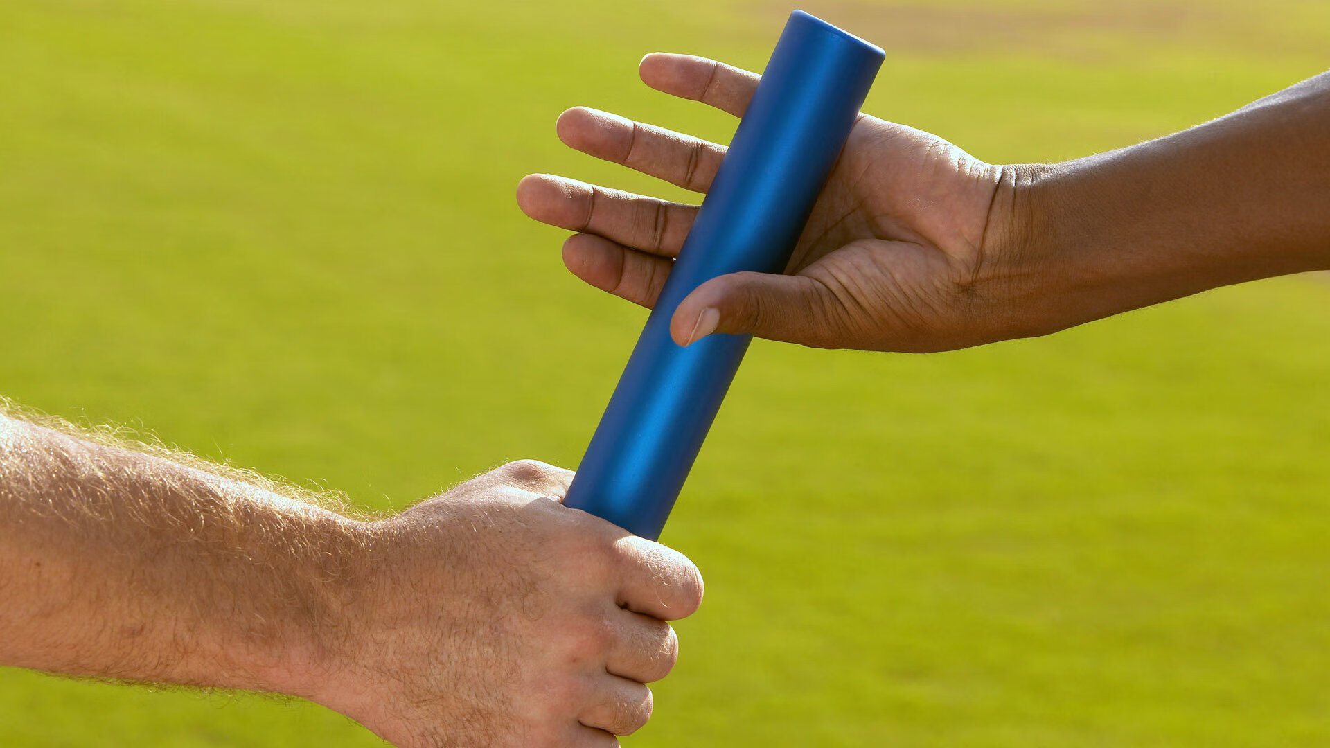 “徒步定向越野：东部新区赛场挑战身体与智慧的极限”